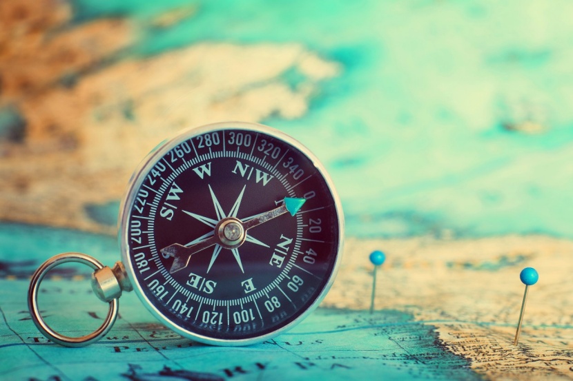 Beeindruckend Obdachlos Wahrscheinlichkeit süden westen osten norden Kommentar Wagen Frau